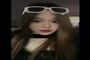 健身房勾引教练偷情，被教练老婆发现曝光  背景图片