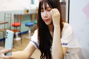 麻豆 吴梦梦夏日海岸的性爱之旅  背景图片