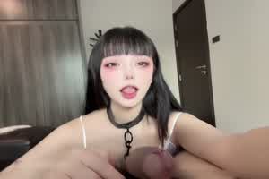 欲梦最新-想射我嘴里嘛？口交吞精和黑丝足控福音  背景图片