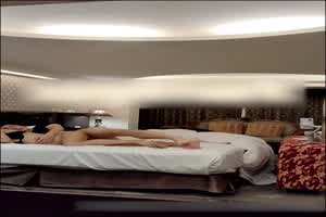 【小编推荐】信义赵又廷 约炮学生短发妹还没做内裤漏一堆白浆 超级湿嘴里喊着不是我的错  背景图片