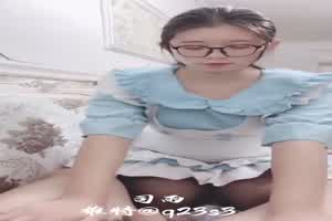 学院派女神司雨 女仆服侍颜射  背景图片