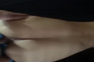 我的小母狗  背景图片