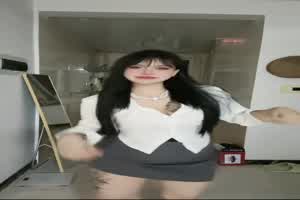 极品微胖身材纹身女友  背景图片