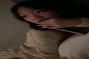 骚屄翘臀抽插一直叫  背景图片