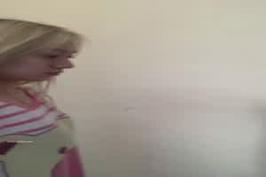 包养性感妹用肉棒勾起淫荡体质  背景图片