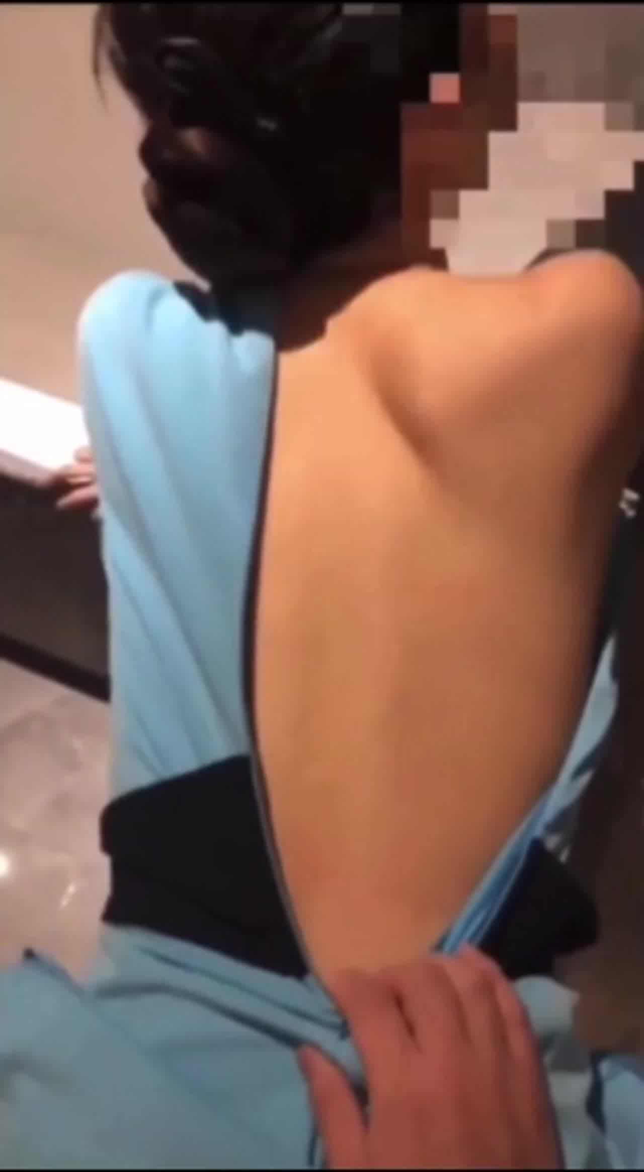  机长偷吃漂亮空姐 背妻秘密幽会性爱流出画面 的剧照7