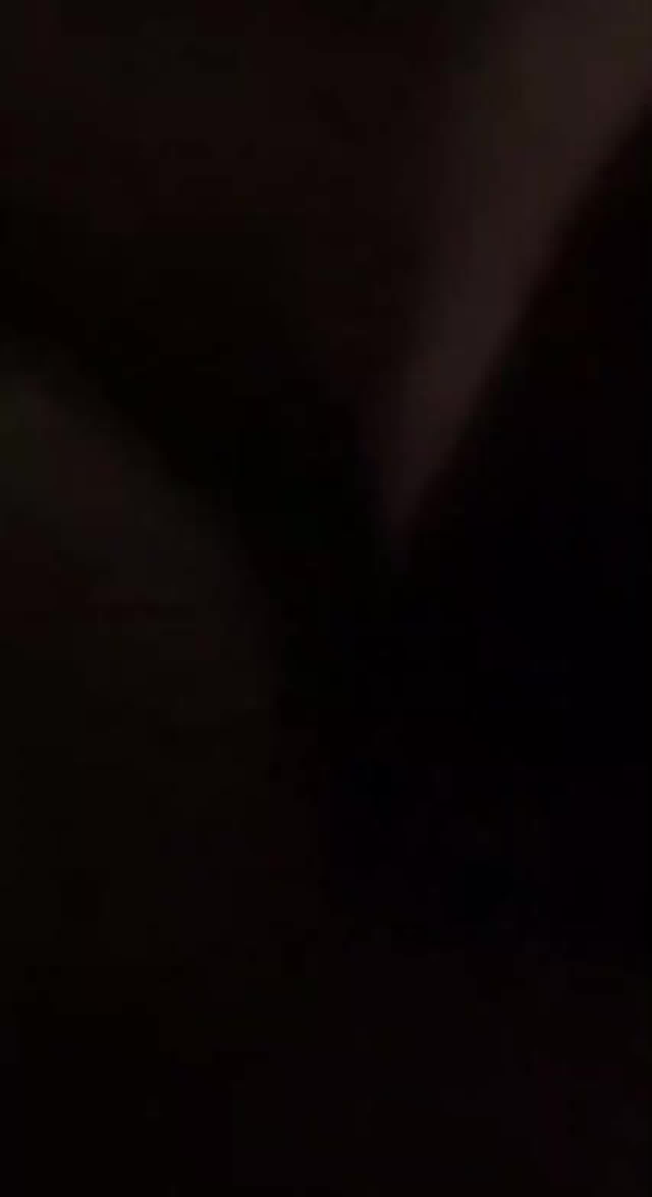  大四学姐在开学第一天先下手为强，主动掰开骚穴让学弟享受 的剧照4