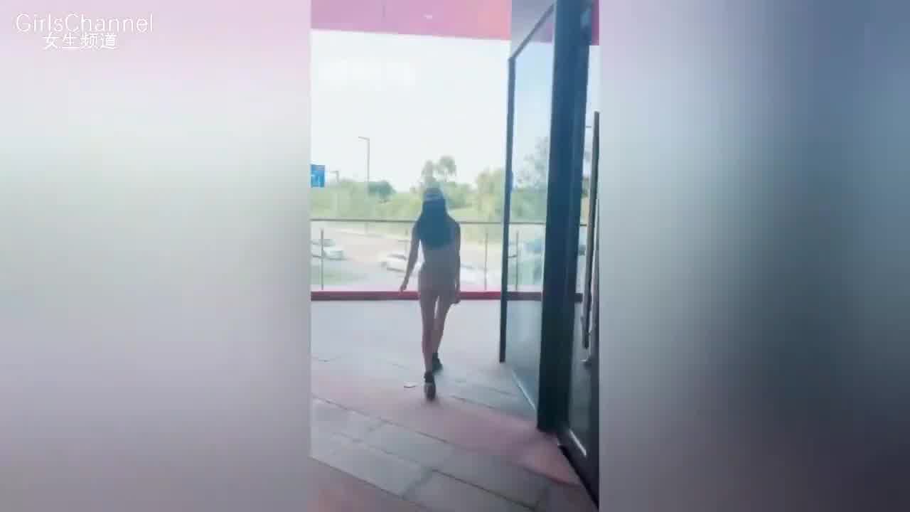  抖阴系列 抖音美女诚意奉献精彩作品，喜欢吗？ 的剧照1