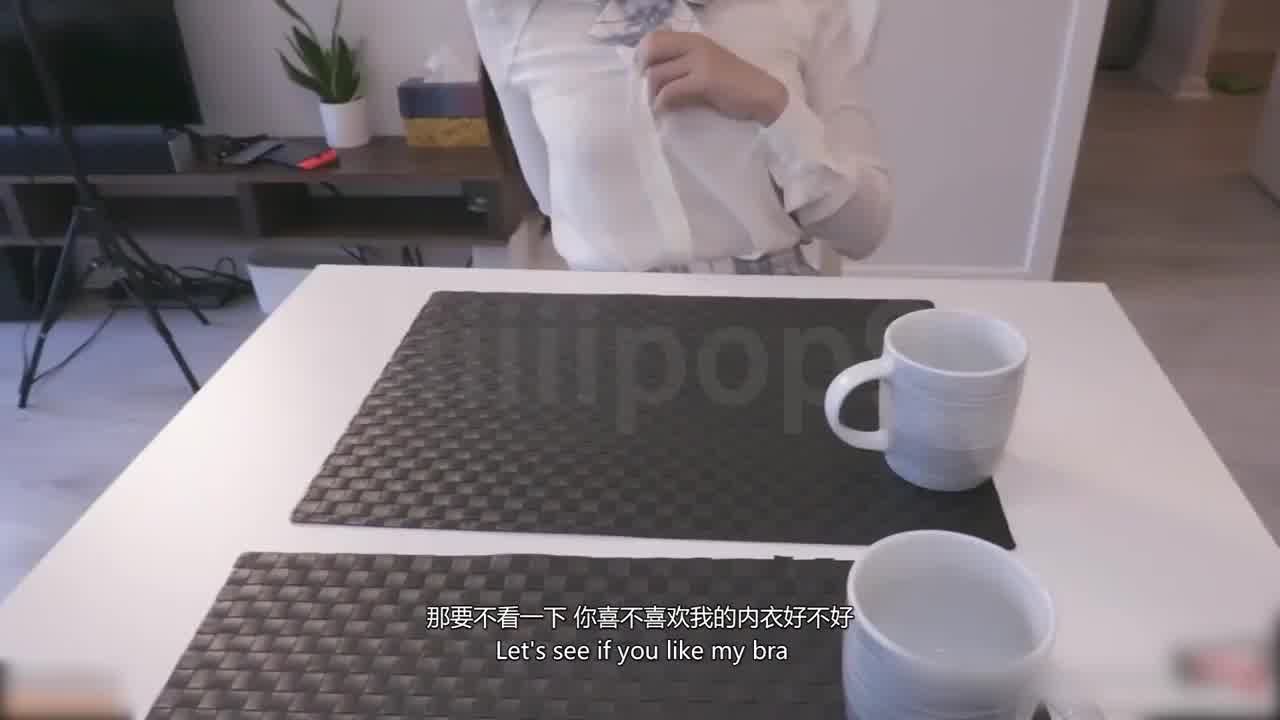  loliiliipop99 黑丝水手装色诱房东来扺销租金 的剧照9