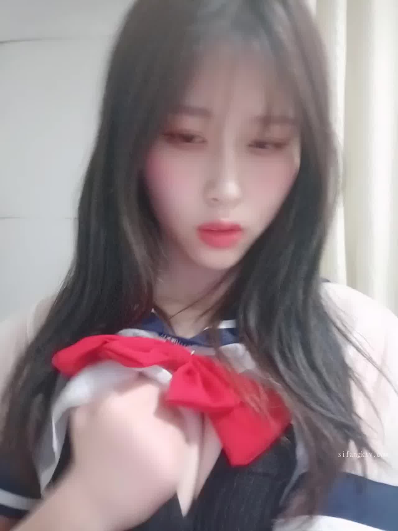  制服学妹 的剧照9