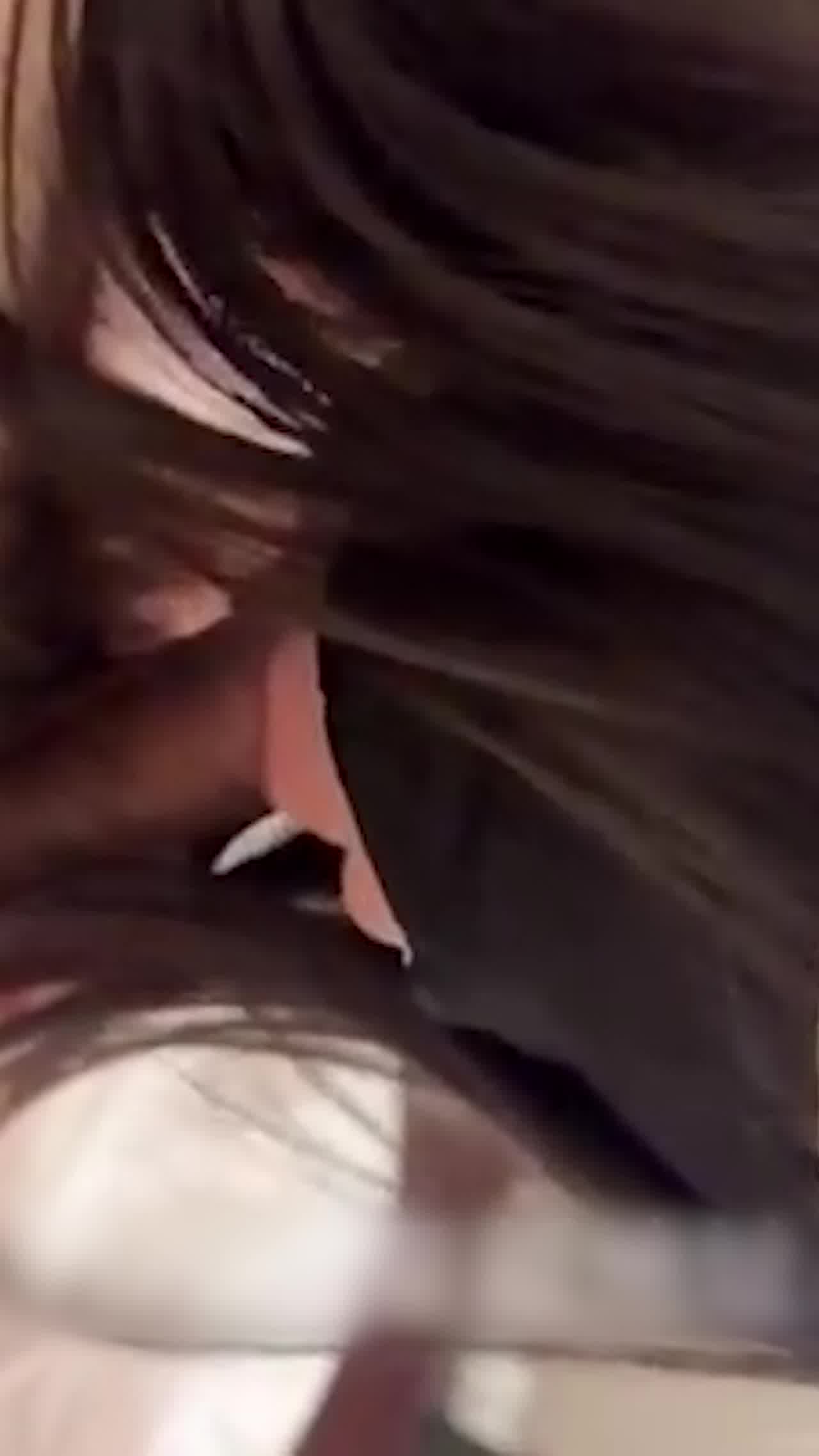  镜前后入抽插小女友娇喘到鸡巴听了更硬了！ 的剧照8