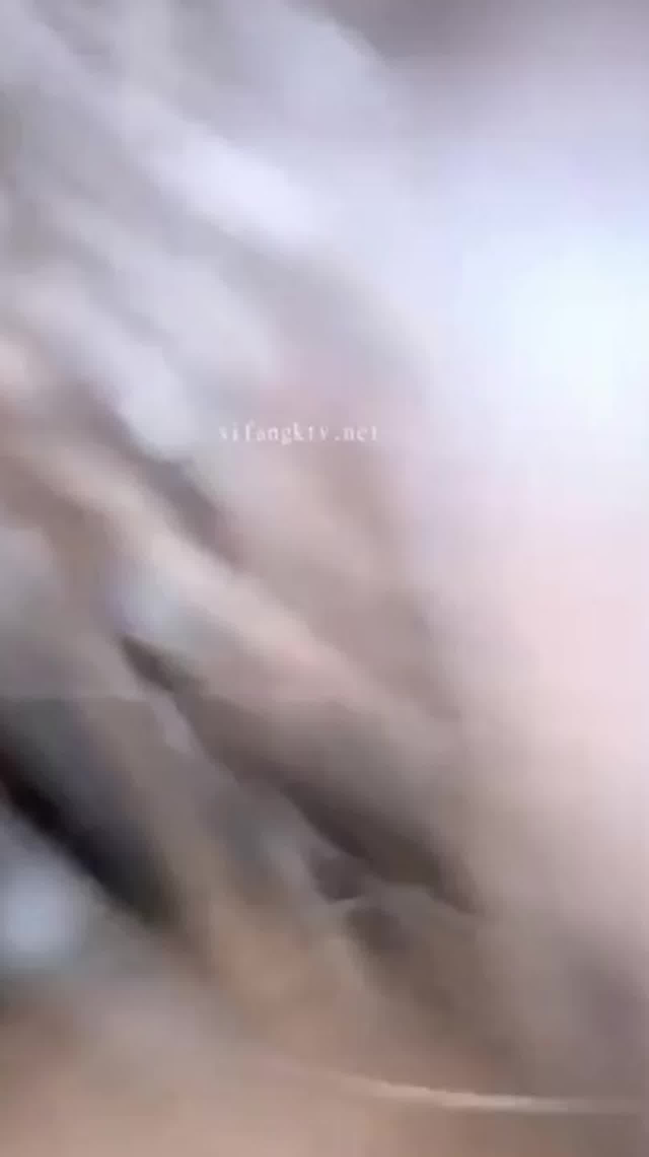  性感校花 让我的杰尼龟要爆炸了 楼梯间就地操起来 的剧照7