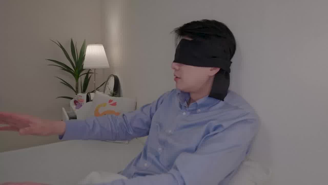  【大象传媒】逆天长腿御姐疯狂五感刺激性爱 的剧照1