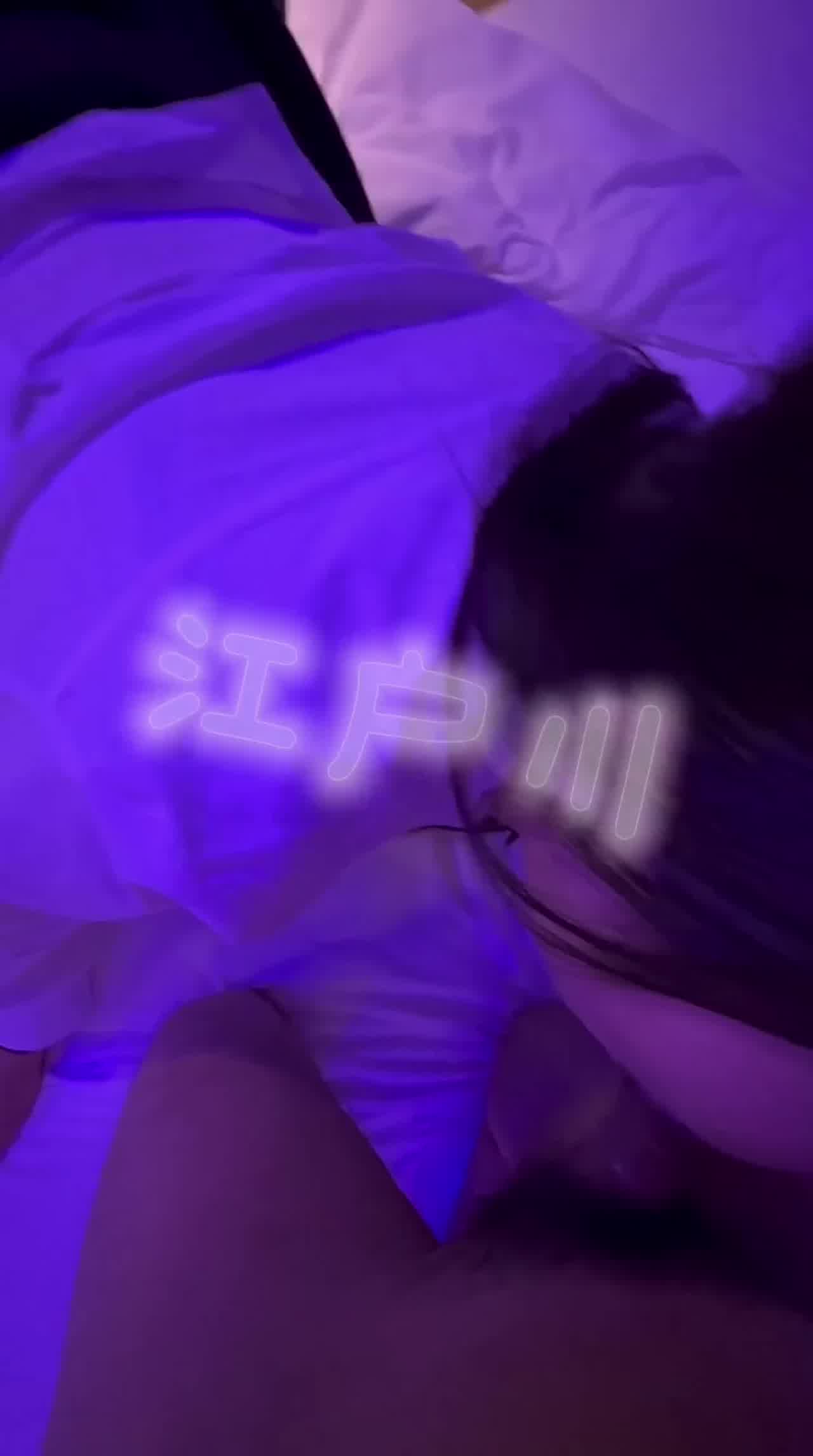  自购江户川大神免费版-红丝母狗口活那么好，居然没给男朋友口过，下面很紧感觉没被操过 的剧照3