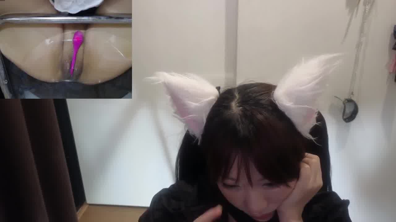  黑丝反差美女 三镜头自慰大秀 炮机内窥镜各种大 的剧照4