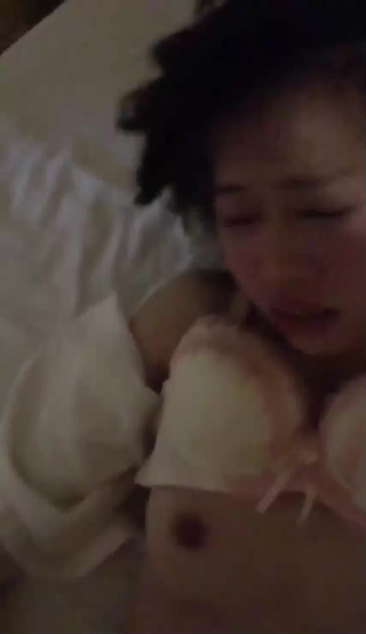  身材.娇小的.大三.学妹，被搞.得不行.不行的，表情.放荡！ 的剧照1