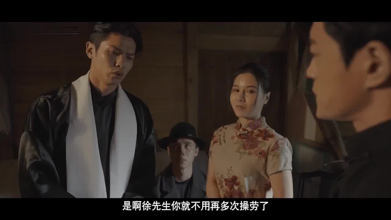  内容精彩现实版潘金莲和西门庆下药迷晕老公，晚上强上他昏睡的老婆致其怀孕，绿帽奴提礼物上门感谢 的剧照10