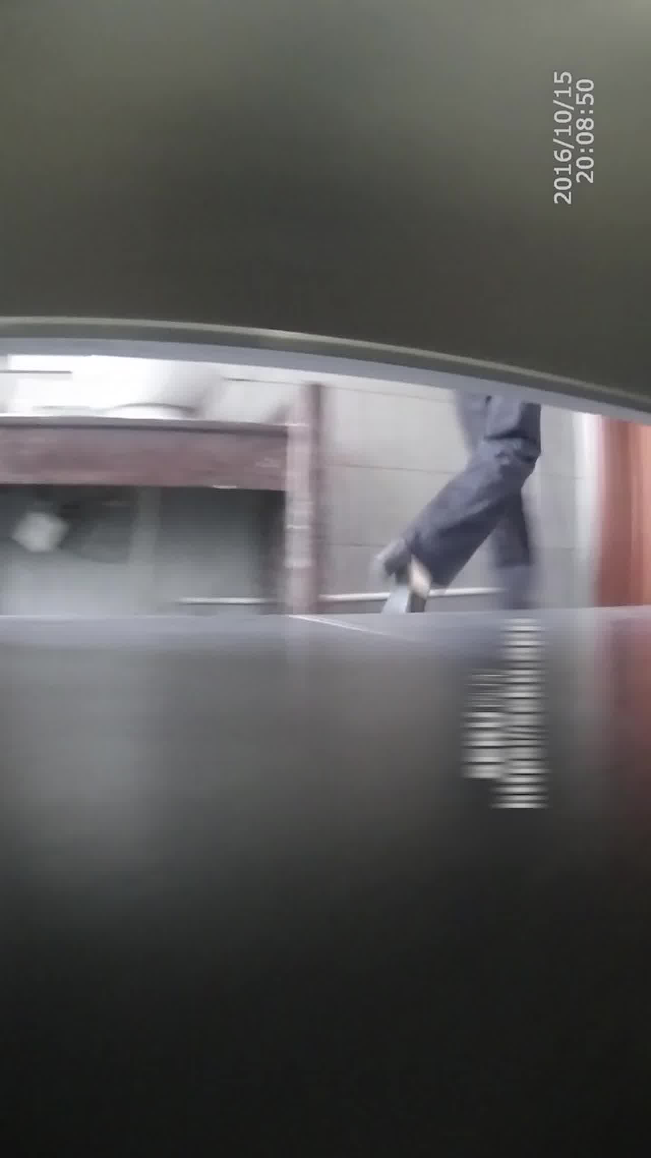  门事件 湖北省宜昌市公安局女局长上CS时竟惨遭TP❤️连尿尿模样都被看得一清二楚！ 的剧照3