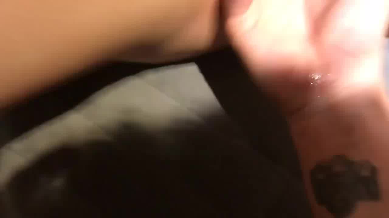  [韩国] 神似波姊的韩妹被男友玩的超春! 跳蛋先放到口里润泽润泽 的剧照4