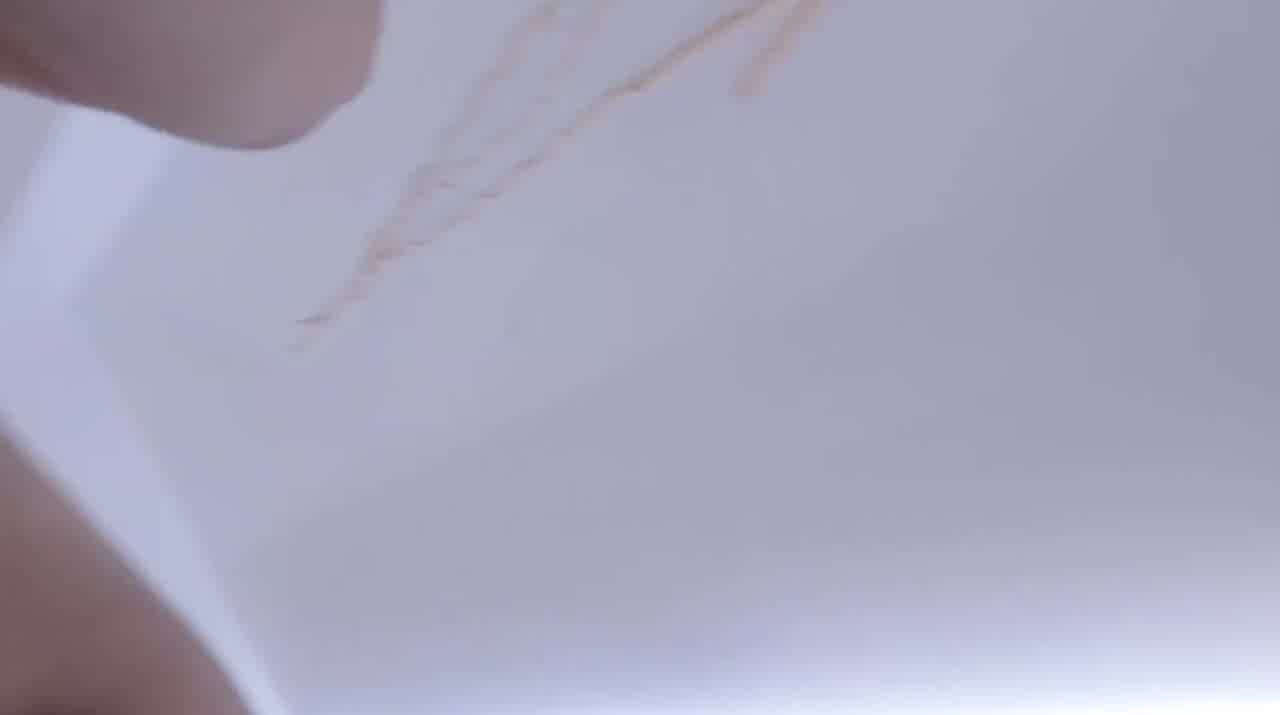  原创 樱花小猫 古装极致户外漏出，摄影师被撩的受不了直接开干 的剧照9