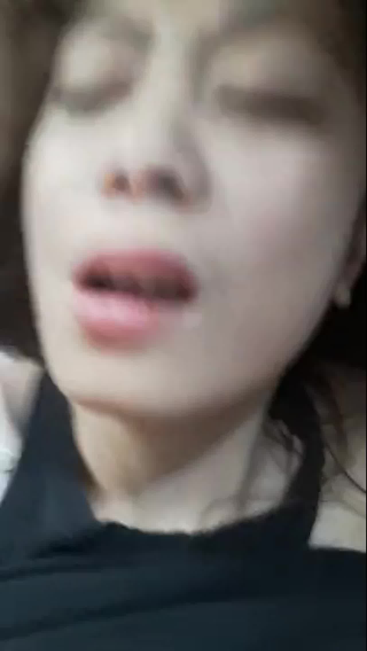  【反差泄露】成都某医院反差少妇张婷 的剧照1