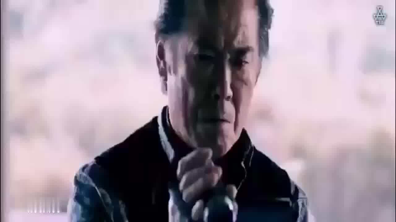  韩国三级 看着老婆屈服淫威的真面目 的剧照8