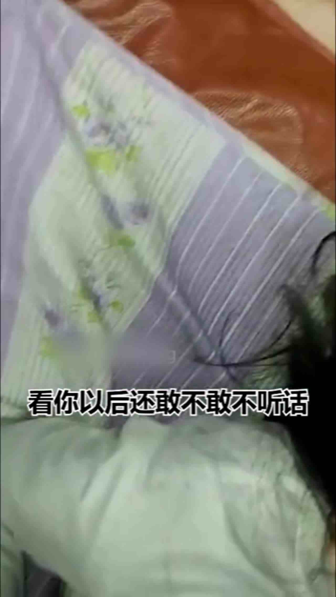  小女友常不听话只能拿肉棒教训 看图说故事 的剧照10