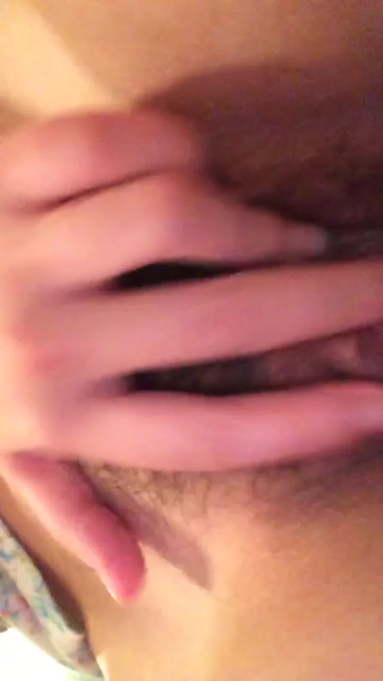  身材超好厕所自摸，搞得老子鸡儿梆硬 的剧照10