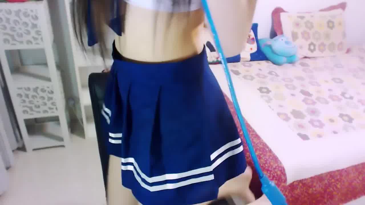  asmr中文音声 学生服舔耳吹耳 的剧照5
