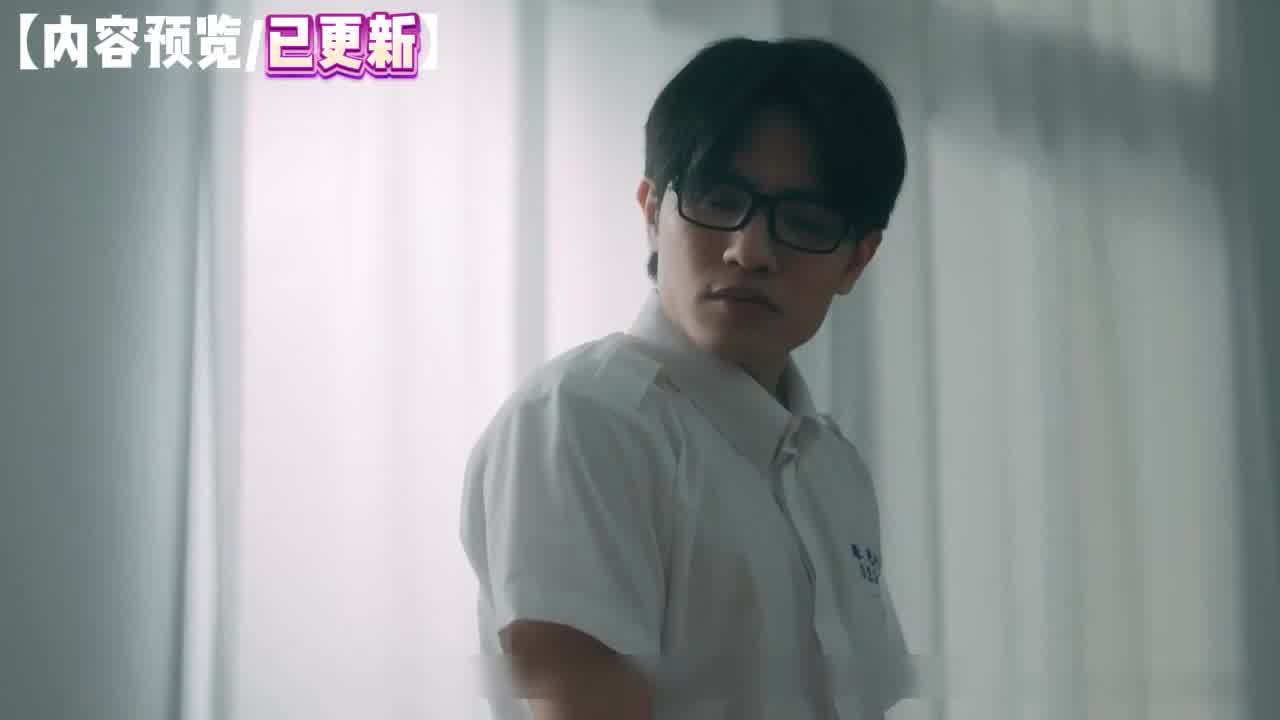  清纯学妹【童颜女神】被学姐忽悠跟黑人3P，叫来男友观看，自己被大黑吊折磨的语无伦次，极度刺激！ 的剧照4