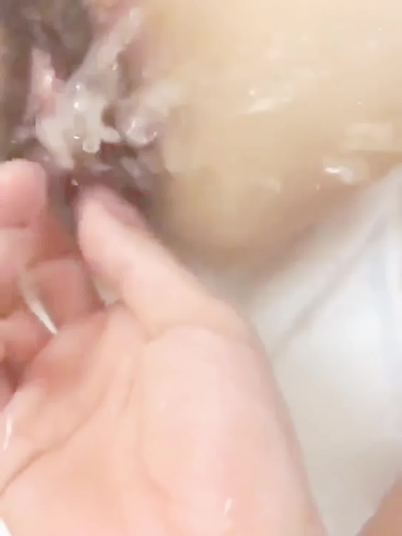  长发细腰丰臀再加上一点点骚气完美 的剧照1